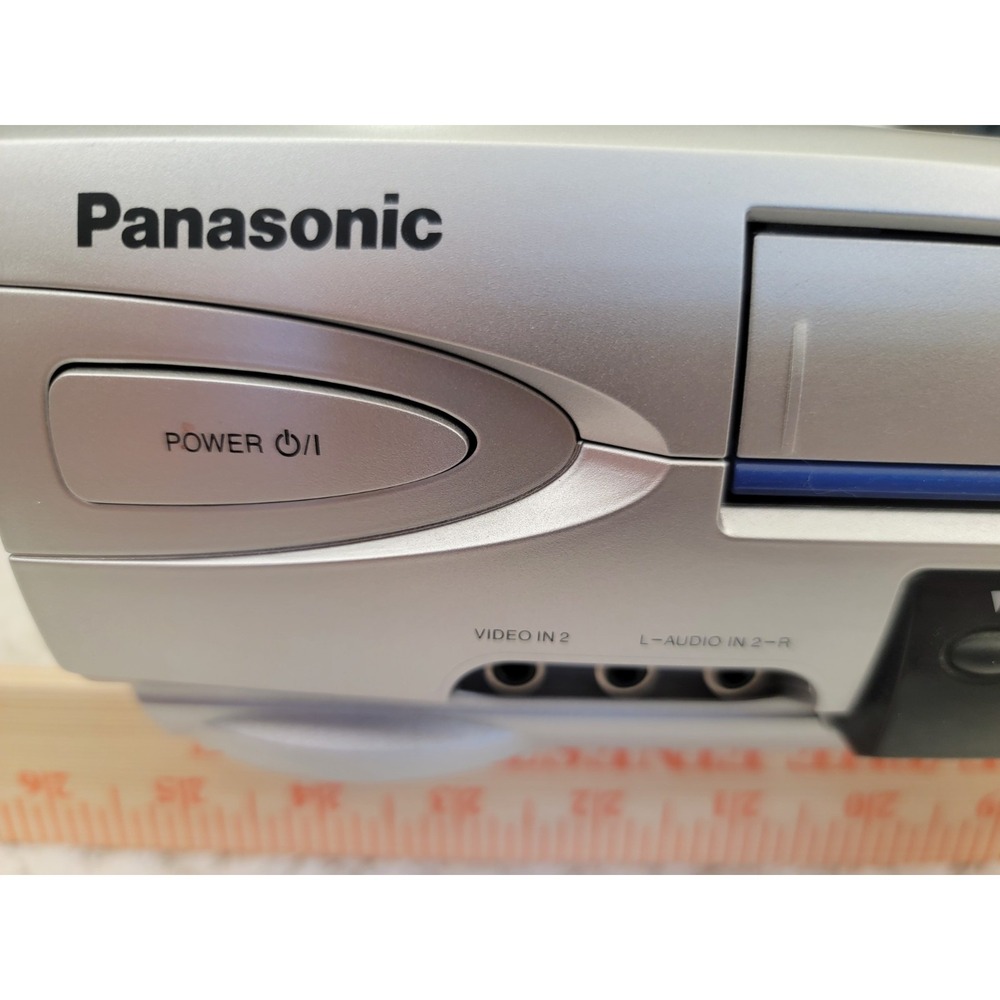 Panasonic PV-V4524S VHS VCR Omnivision Video Cassette Player NO Remote/Tested! - Picture 3 of 7